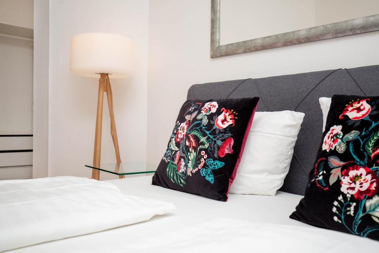 Victoria Altstadt Suites Aparthotel 3*